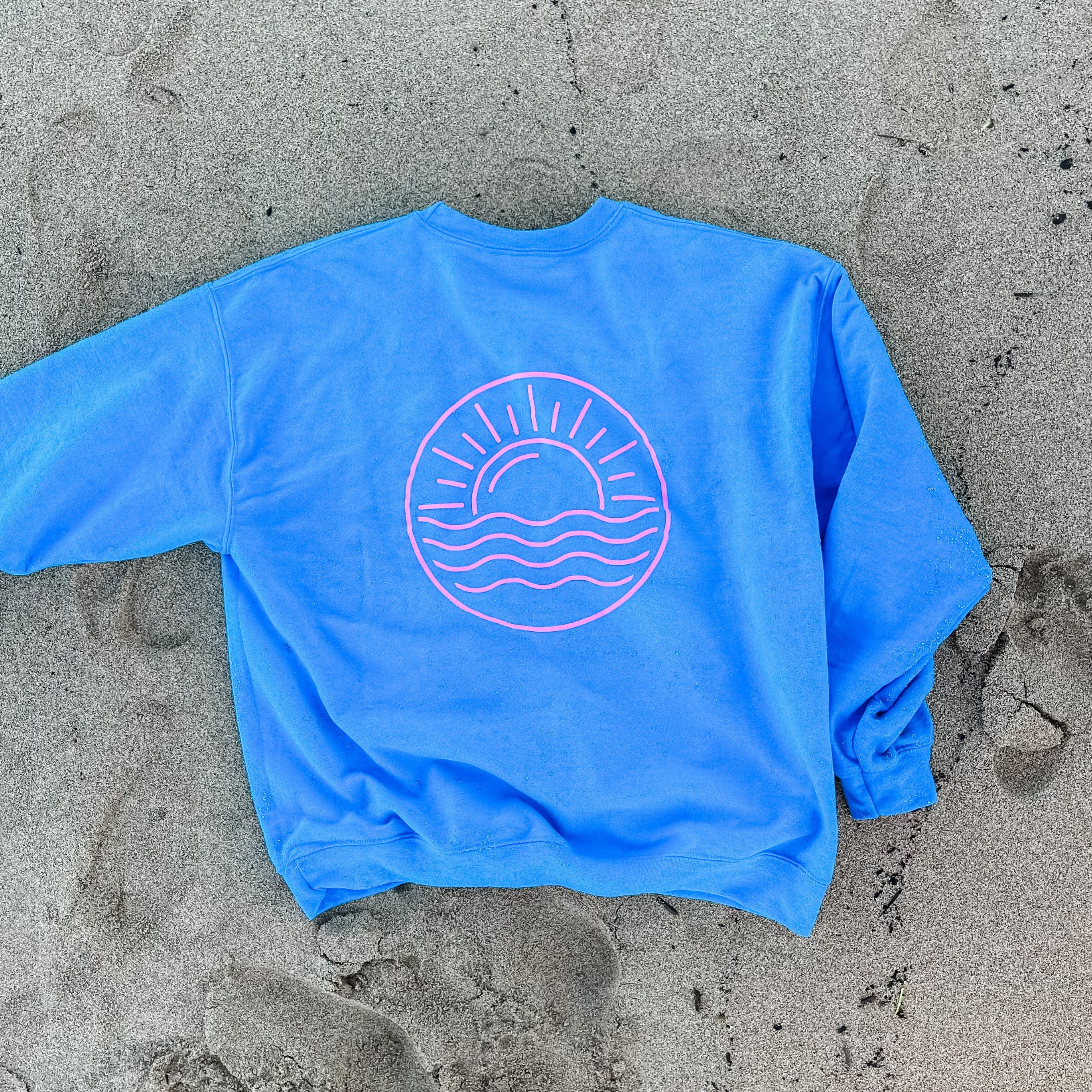 VACAY VIBES - ROYAL BLUE FLEECE - Screen Printed (Ocean Sunset on Back) Little Mama Shirt Shop