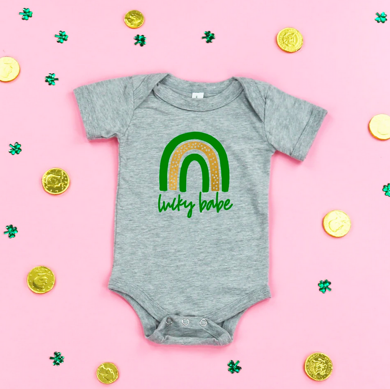 LUCKY BABE - RAINBOW - Short Sleeve Child Shirt