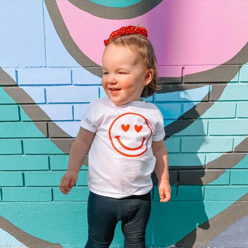 Heart Eyes Smiley Face - Child Tee