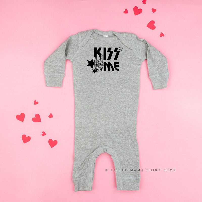 Kiss Me - Valentine Band Tee - Baby Sleeper