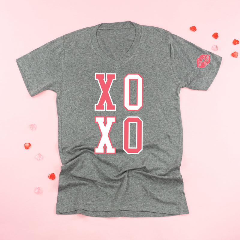 Varsity XOXO - Lips (sd) - Unisex Tee