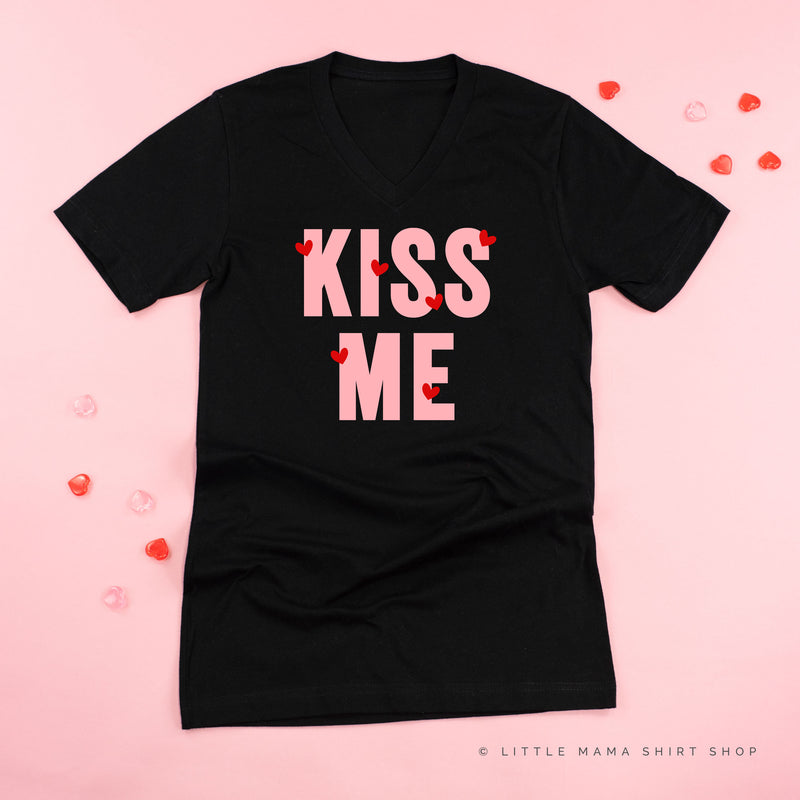 Kiss Me - Mini Hearts - Unisex Tee