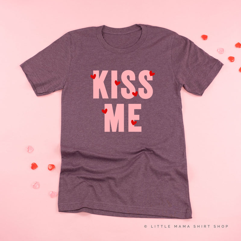 Kiss Me - Mini Hearts - Unisex Tee