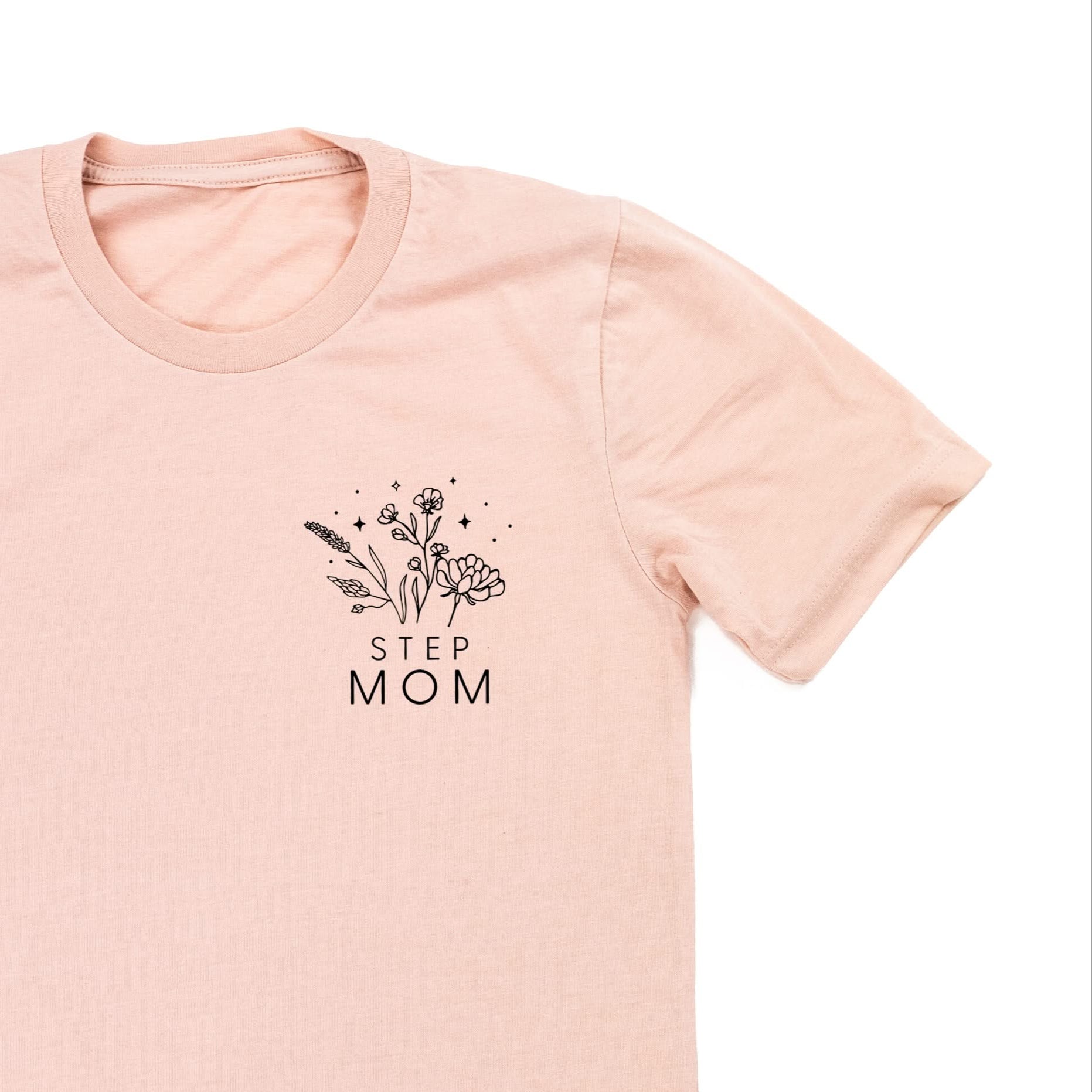 STEP MOM - Bouquet - Pocket Size ﻿- Unisex Tee Little Mama Shirt Shop
