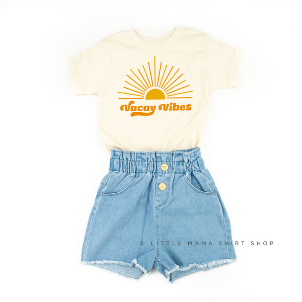 VACAY VIBES (SUN RAYS) - Short Sleeve Child Shirt