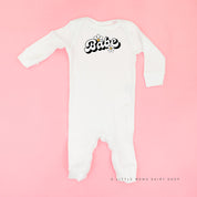 Dasiy - Babe - w/ Full Daisy on Back - Baby Sleeper Little Mama Shirt Shop